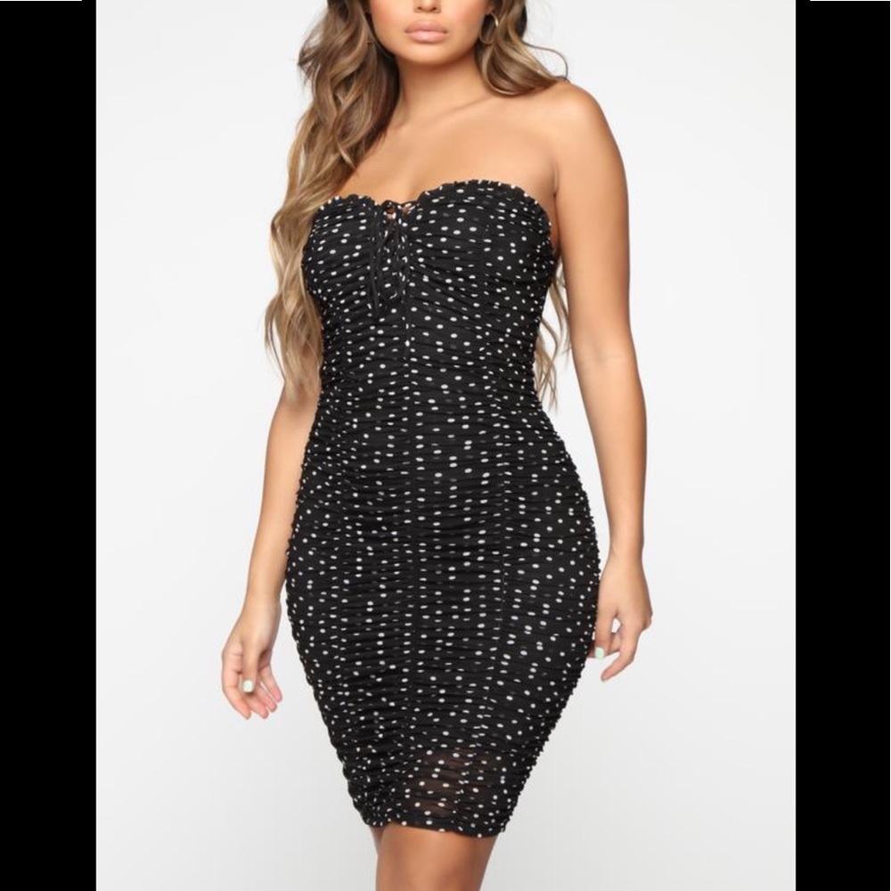 🖤NWOT POLKA DOT MIDI DRESS🖤